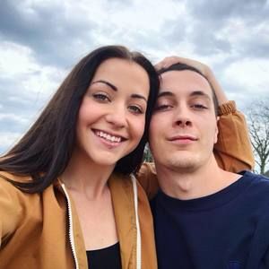 Meet your Posher, Chrissy